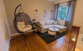 HejU - Parking - Kitchen - Netflix - Kingsize Bett